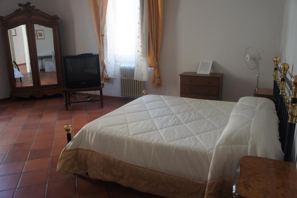 Villa Fiocchi Caltanissetta Habitación foto